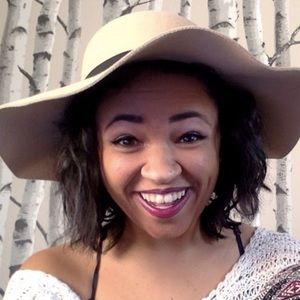 Meet your Posher, Ali